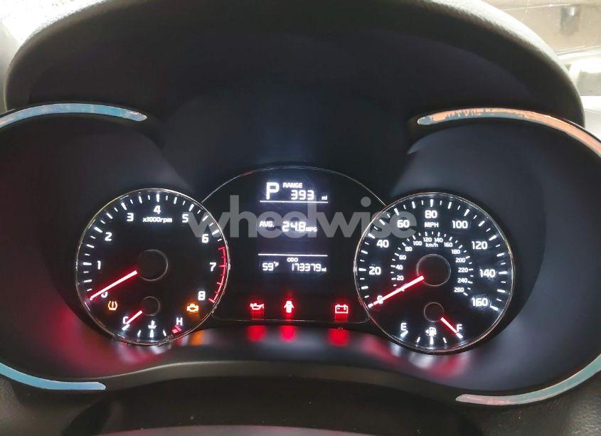 Photo 7 of 2017 Kia Forte LX (VIN 3KPFK4A74HE016955)