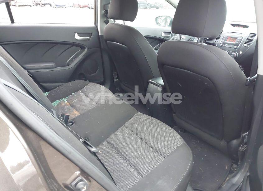 Photo 8 of 2017 Kia Forte LX (VIN 3KPFK4A74HE018334)