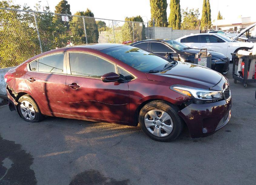 Photo 13 of 2017 Kia Forte LX (VIN 3KPFK4A74HE027034)