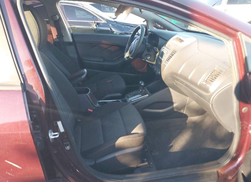 Photo 5 of 2017 Kia Forte LX (VIN 3KPFK4A74HE027034)