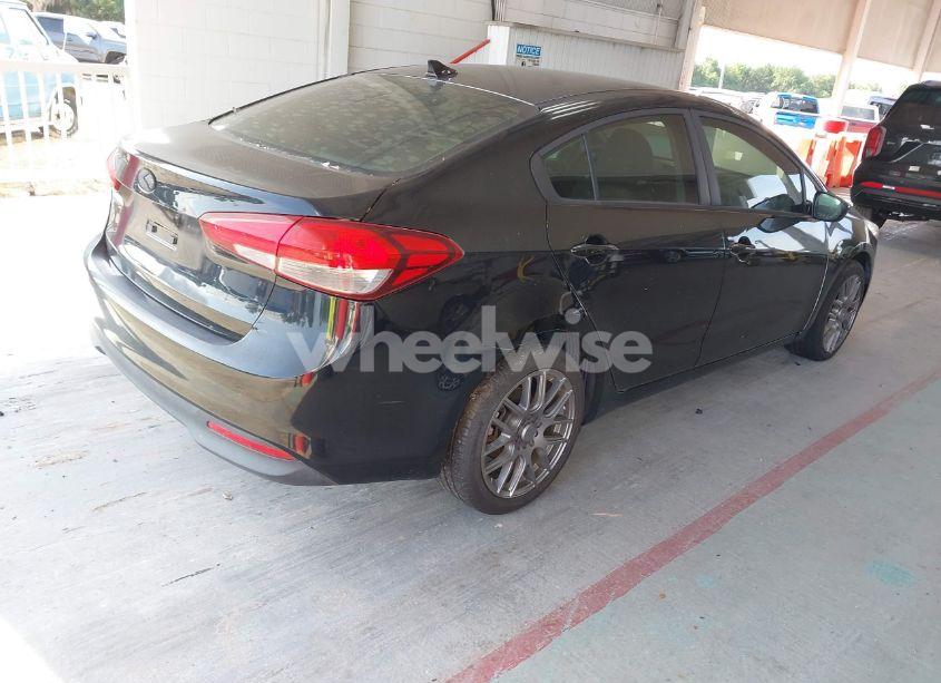 Photo 4 of 2017 Kia Forte LX (VIN 3KPFK4A74HE036218)