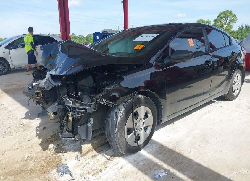 Photo 2 of 2017 Kia Forte LX (VIN 3KPFK4A74HE042357)