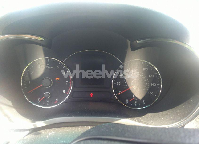 Photo 14 of 2017 Kia Forte LX (VIN 3KPFK4A74HE042746)