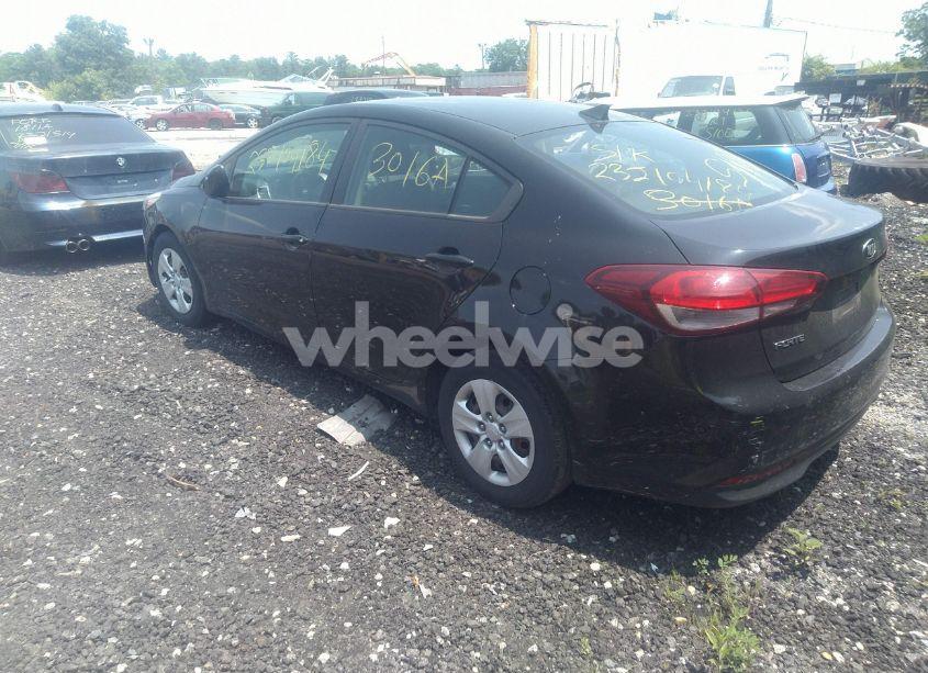 Photo 3 of 2017 Kia Forte LX (VIN 3KPFK4A74HE042746)