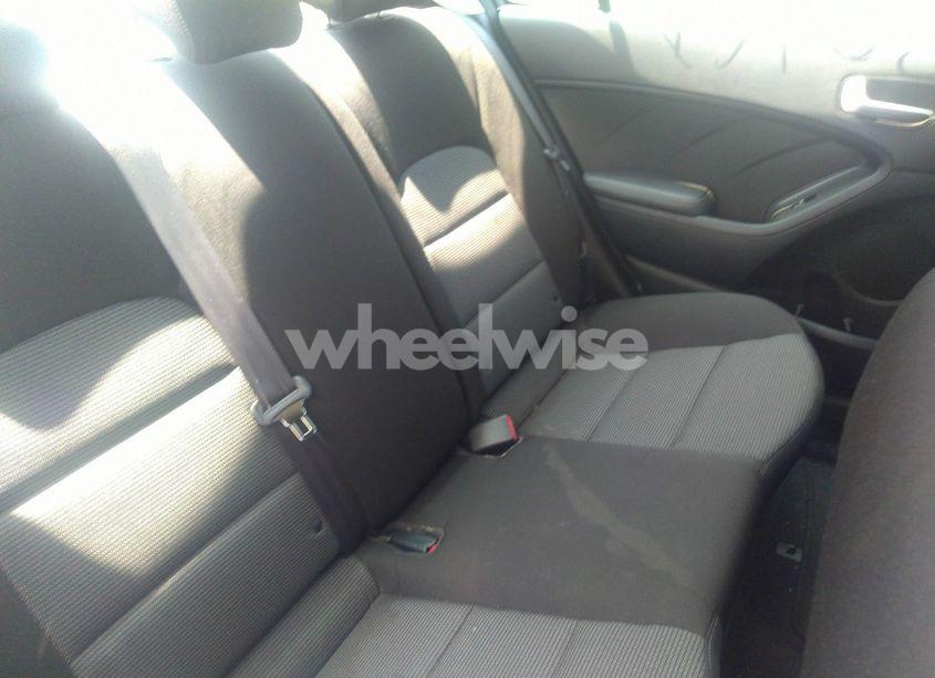 Photo 8 of 2017 Kia Forte LX (VIN 3KPFK4A74HE042746)