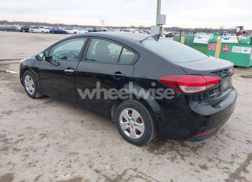 Photo 3 of 2017 Kia Forte LX (VIN 3KPFK4A74HE065959)