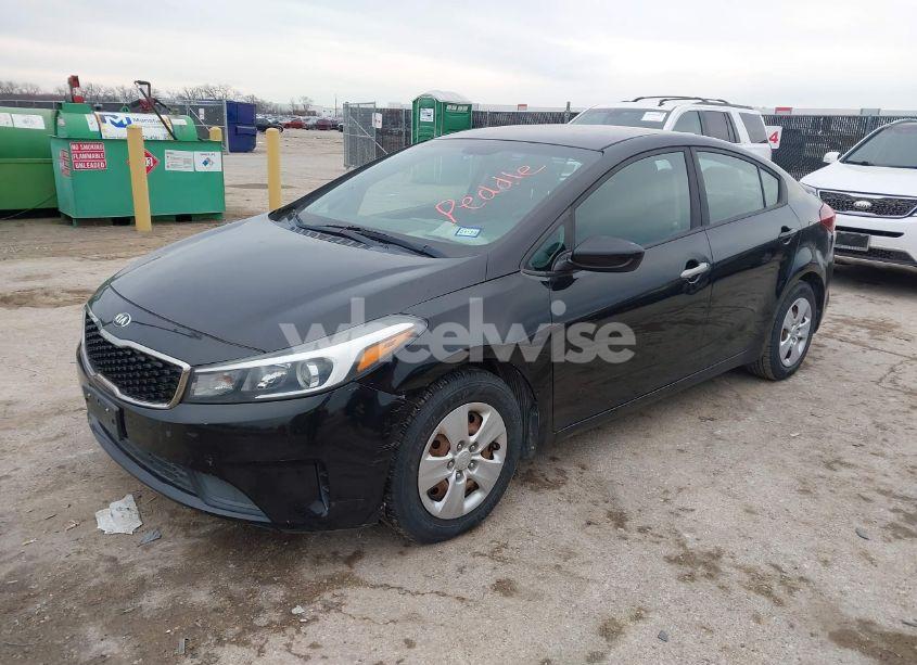 Photo 6 of 2017 Kia Forte LX (VIN 3KPFK4A74HE065959)