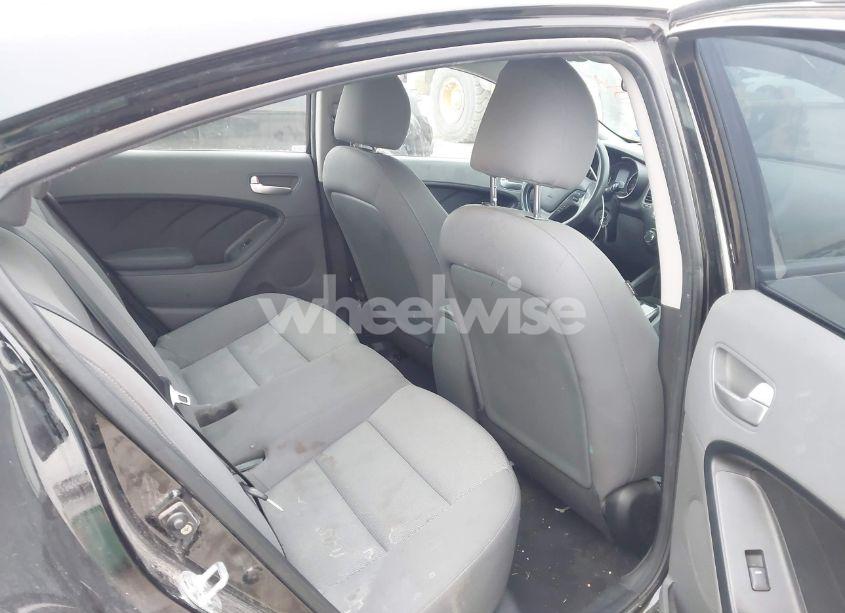 Photo 8 of 2017 Kia Forte LX (VIN 3KPFK4A74HE065959)