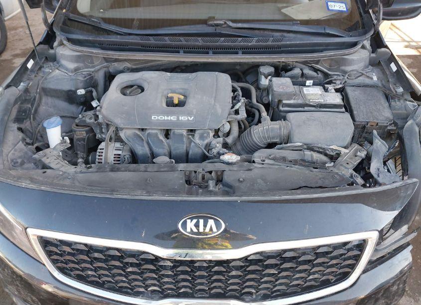 Photo 10 of 2017 Kia Forte LX (VIN 3KPFK4A74HE075567)