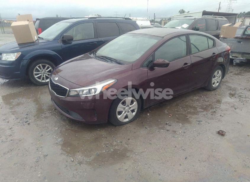 Photo 2 of 2017 Kia Forte LX (VIN 3KPFK4A74HE084737)
