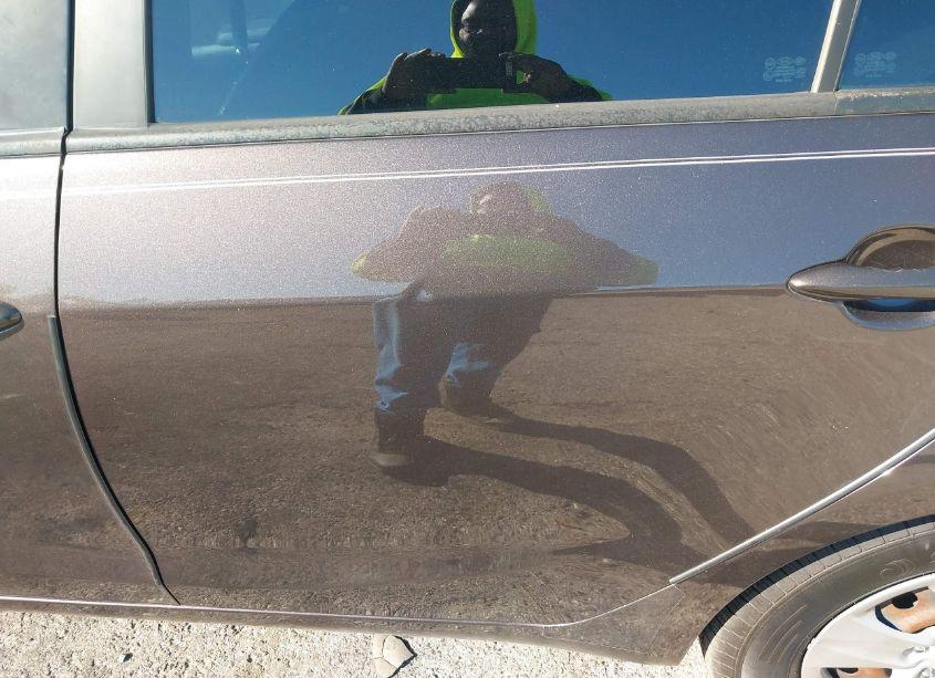 Photo 6 of 2017 Kia Forte LX (VIN 3KPFK4A74HE091168)