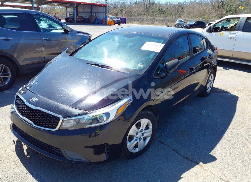 Photo 2 of 2017 Kia Forte LX (VIN 3KPFK4A74HE102346)