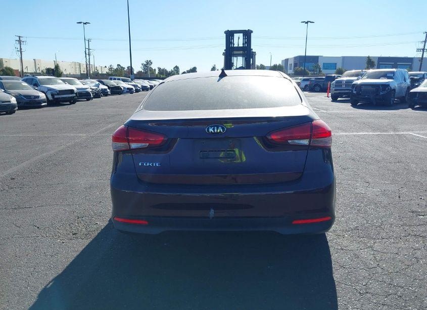 Photo 16 of 2017 Kia Forte LX (VIN 3KPFK4A74HE126002)