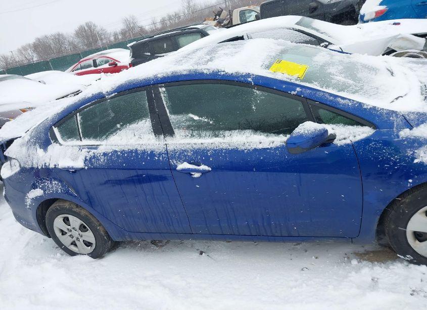 Photo 14 of 2017 Kia Forte LX (VIN 3KPFK4A74HE145598)