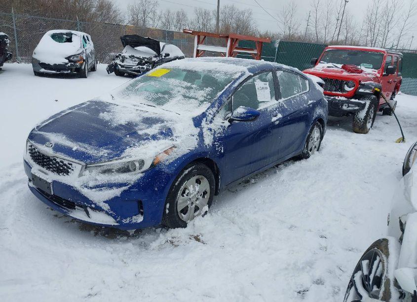 Photo 2 of 2017 Kia Forte LX (VIN 3KPFK4A74HE145598)