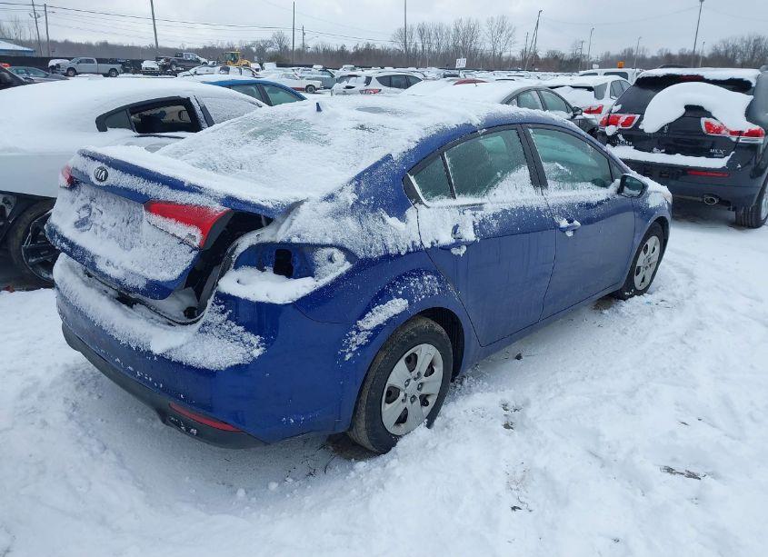 Photo 4 of 2017 Kia Forte LX (VIN 3KPFK4A74HE145598)