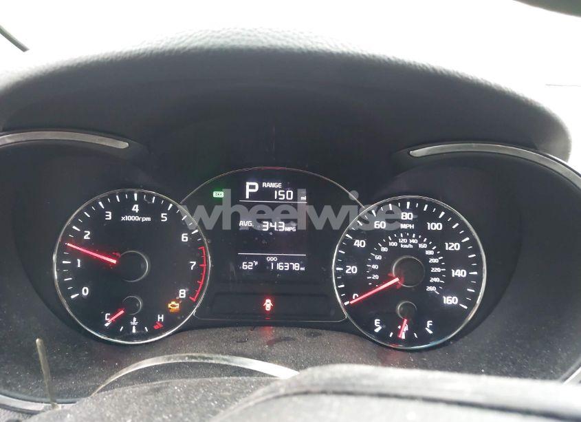 Photo 15 of 2018 Kia Forte LX (VIN 3KPFK4A74JE210231)