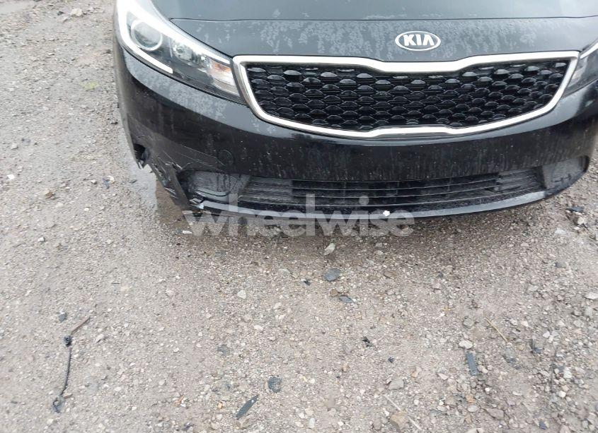 Photo 6 of 2018 Kia Forte LX (VIN 3KPFK4A74JE210231)