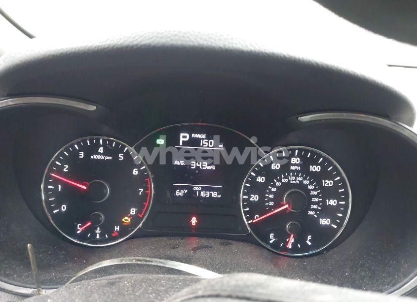 Photo 7 of 2018 Kia Forte LX (VIN 3KPFK4A74JE210231)