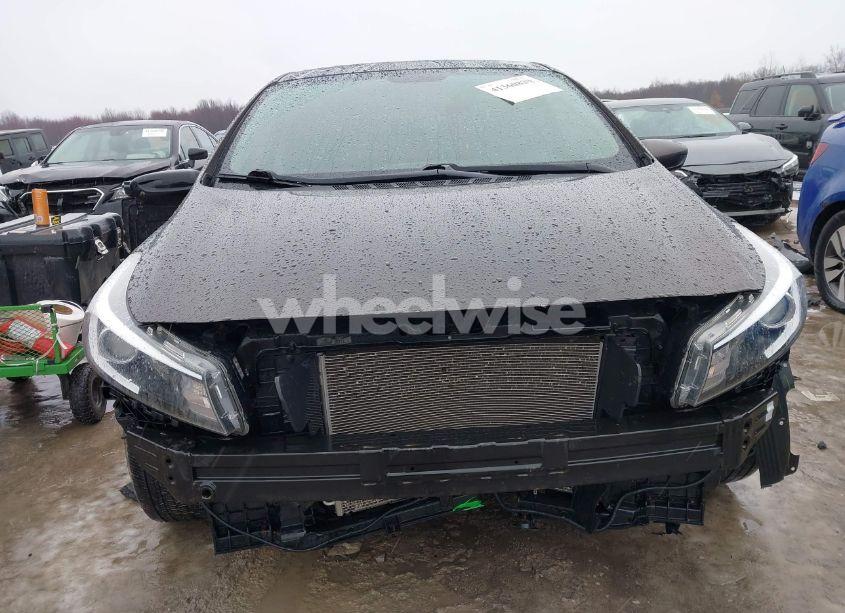 Photo 13 of 2018 Kia Forte (VIN 3KPFK4A74JE218667)