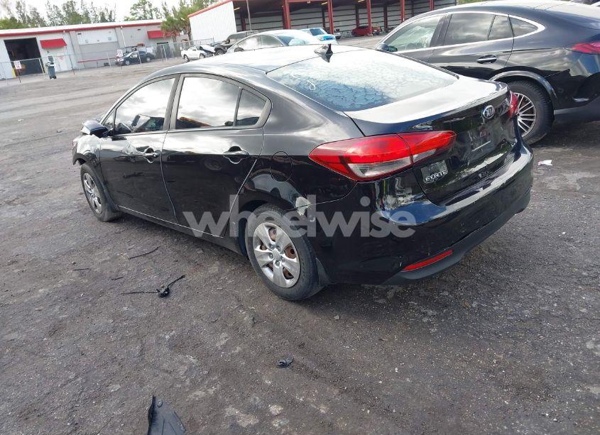 Photo 3 of 2018 Kia Forte LX (VIN 3KPFK4A74JE230690)