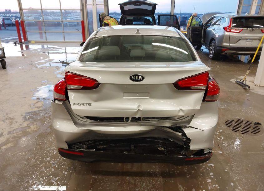 Photo 16 of 2018 Kia Forte LX (VIN 3KPFK4A74JE239633)