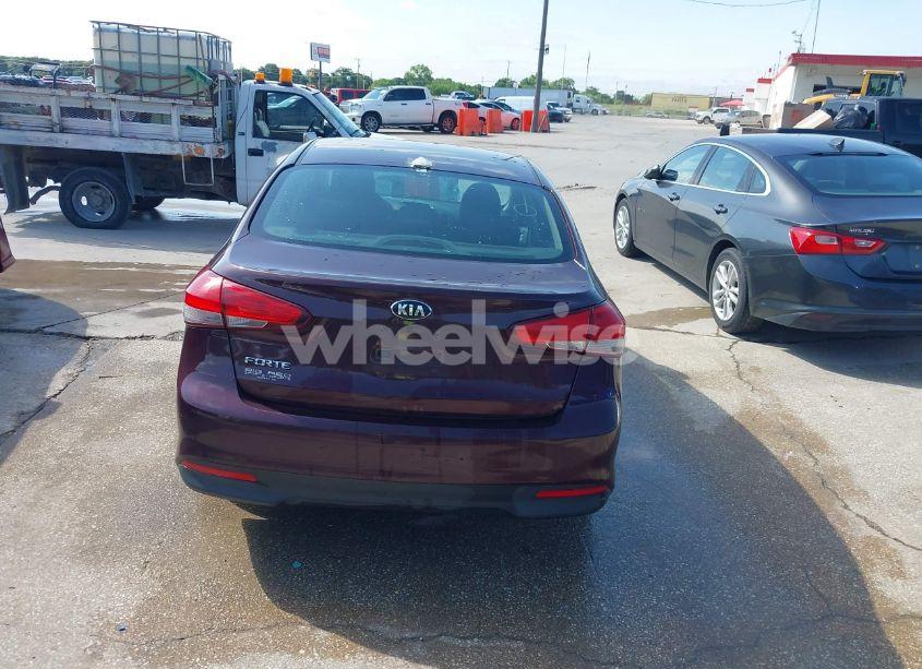 Photo 16 of 2017 Kia Forte LX (VIN 3KPFK4A75HE016494)