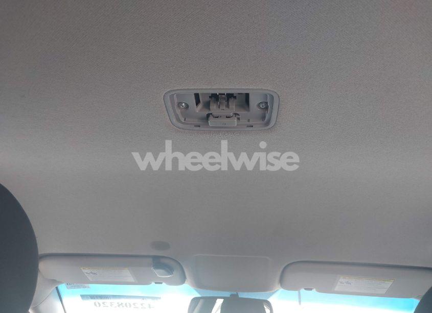 Photo 18 of 2017 Kia Forte LX (VIN 3KPFK4A75HE016494)