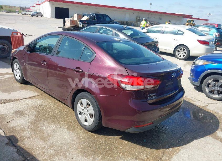Photo 3 of 2017 Kia Forte LX (VIN 3KPFK4A75HE016494)