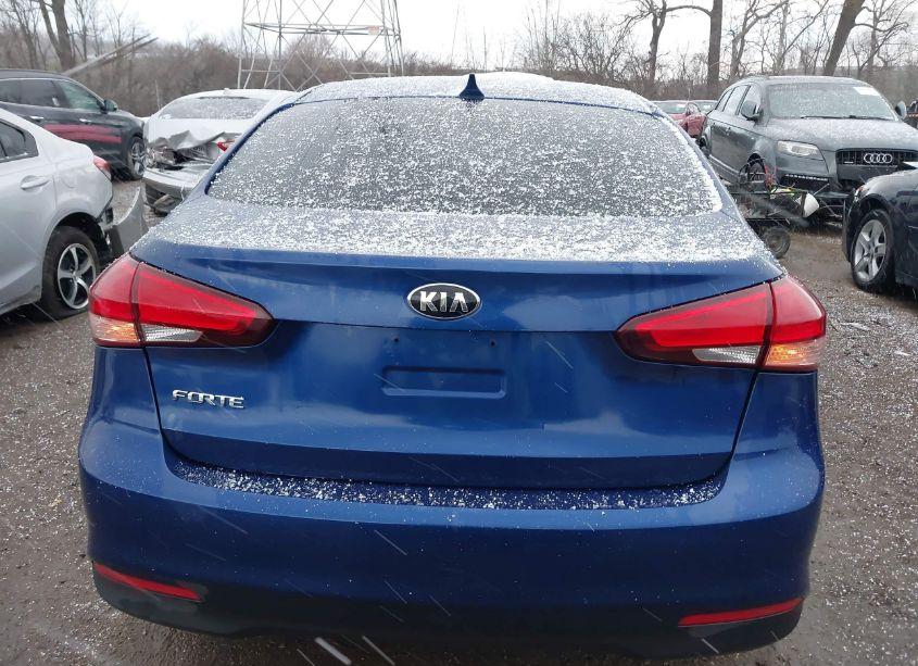 Photo 16 of 2017 Kia Forte LX (VIN 3KPFK4A75HE036728)