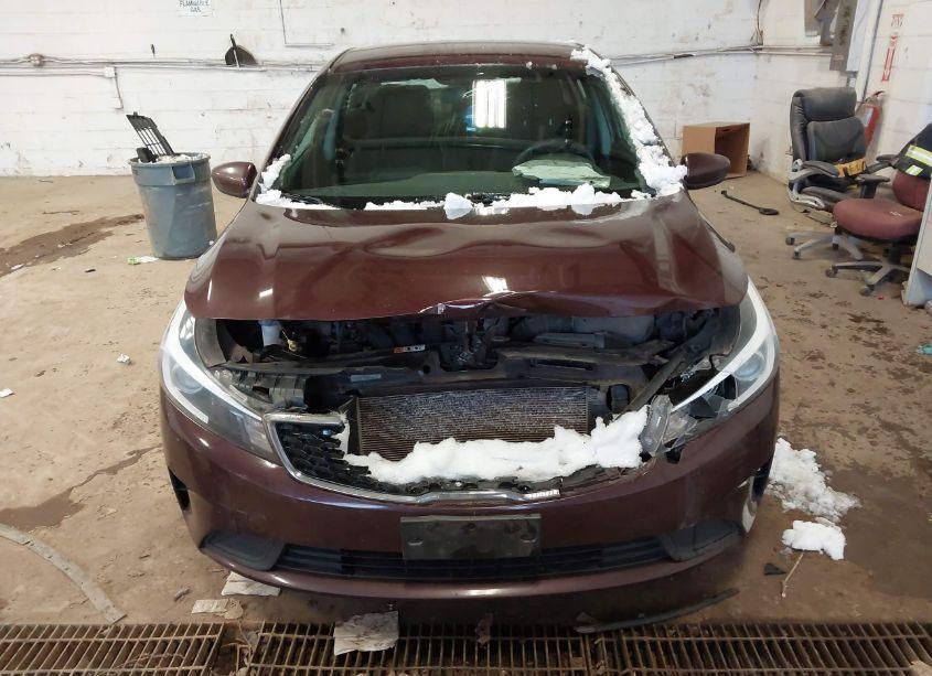 Photo 12 of 2017 Kia Forte LX (VIN 3KPFK4A75HE037054)