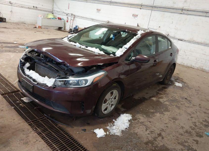 Photo 2 of 2017 Kia Forte LX (VIN 3KPFK4A75HE037054)