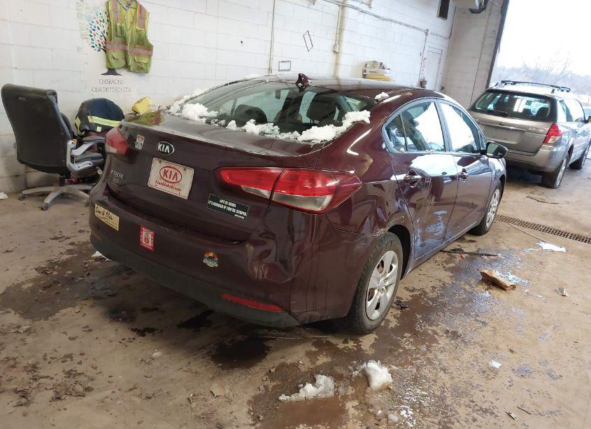 Photo 4 of 2017 Kia Forte LX (VIN 3KPFK4A75HE037054)