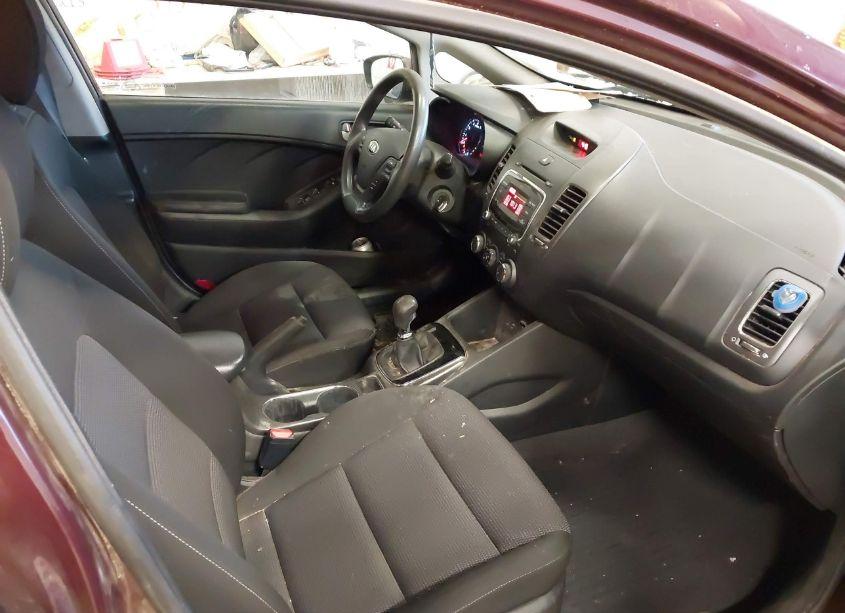 Photo 5 of 2017 Kia Forte LX (VIN 3KPFK4A75HE037054)