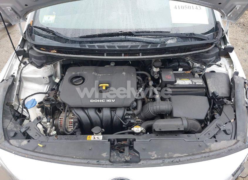 Photo 10 of 2017 Kia Forte LX (VIN 3KPFK4A75HE044327)