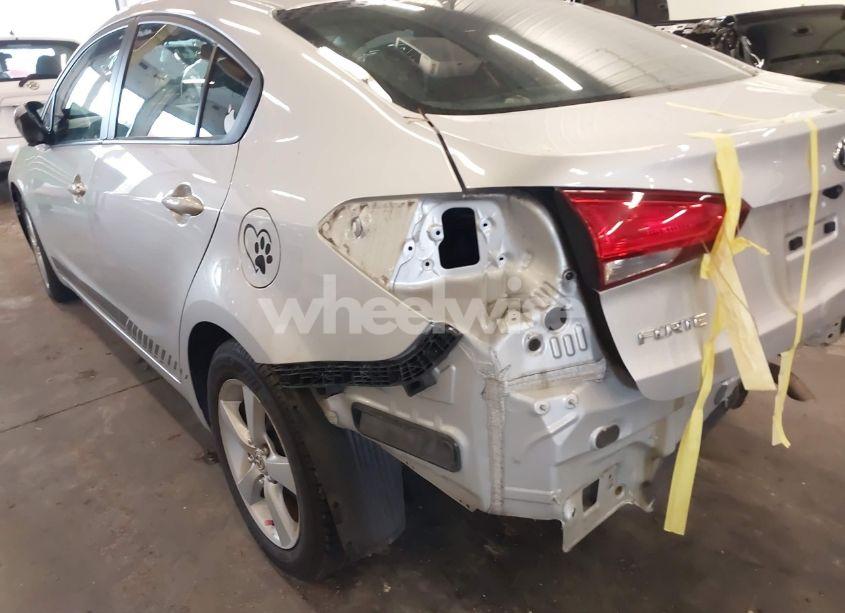 Photo 18 of 2017 Kia Forte LX (VIN 3KPFK4A75HE048345)