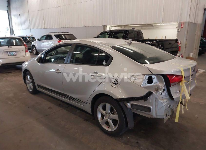 Photo 3 of 2017 Kia Forte LX (VIN 3KPFK4A75HE048345)