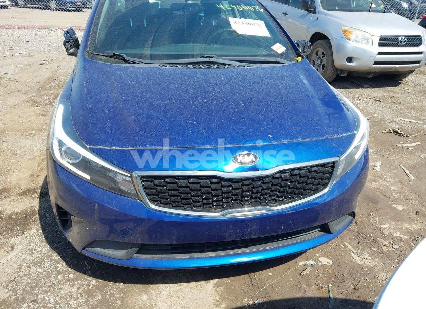 Photo 12 of 2017 Kia Forte LX (VIN 3KPFK4A75HE063735)