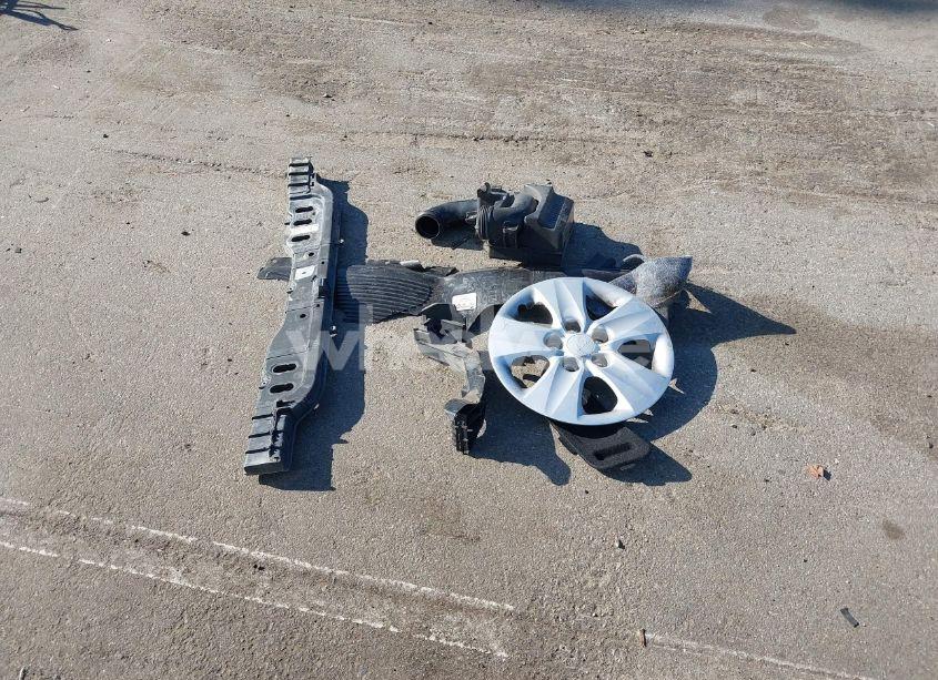 Photo 12 of 2017 Kia Forte LX (VIN 3KPFK4A75HE068286)