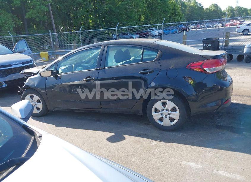 Photo 15 of 2017 Kia Forte LX (VIN 3KPFK4A75HE068286)