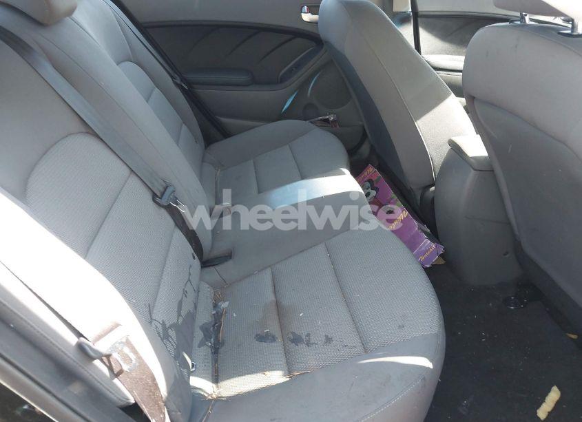 Photo 8 of 2017 Kia Forte LX (VIN 3KPFK4A75HE068286)