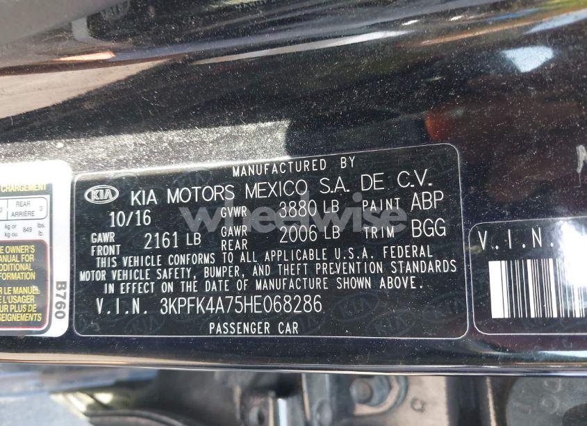 Photo 9 of 2017 Kia Forte LX (VIN 3KPFK4A75HE068286)