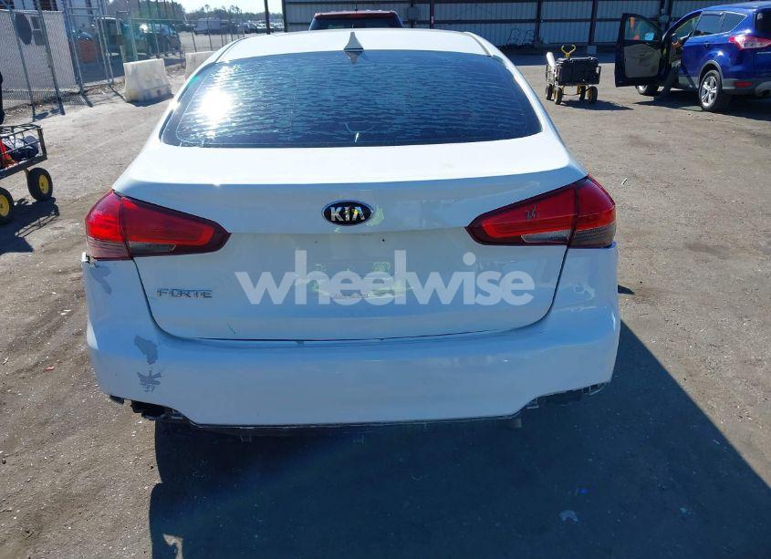 Photo 16 of 2017 Kia Forte LX (VIN 3KPFK4A75HE092006)