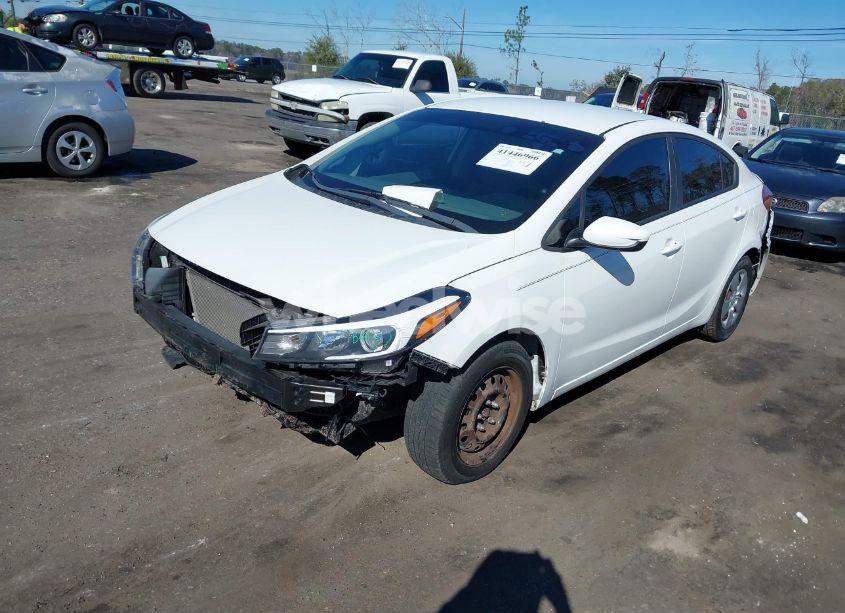 Photo 2 of 2017 Kia Forte LX (VIN 3KPFK4A75HE092006)