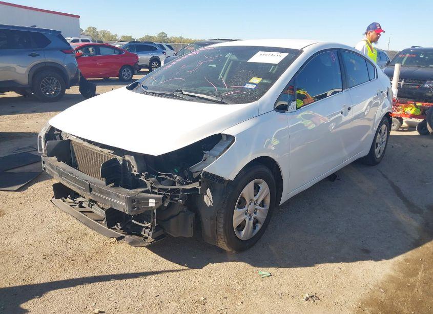 Photo 2 of 2017 Kia Forte LX (VIN 3KPFK4A75HE142631)