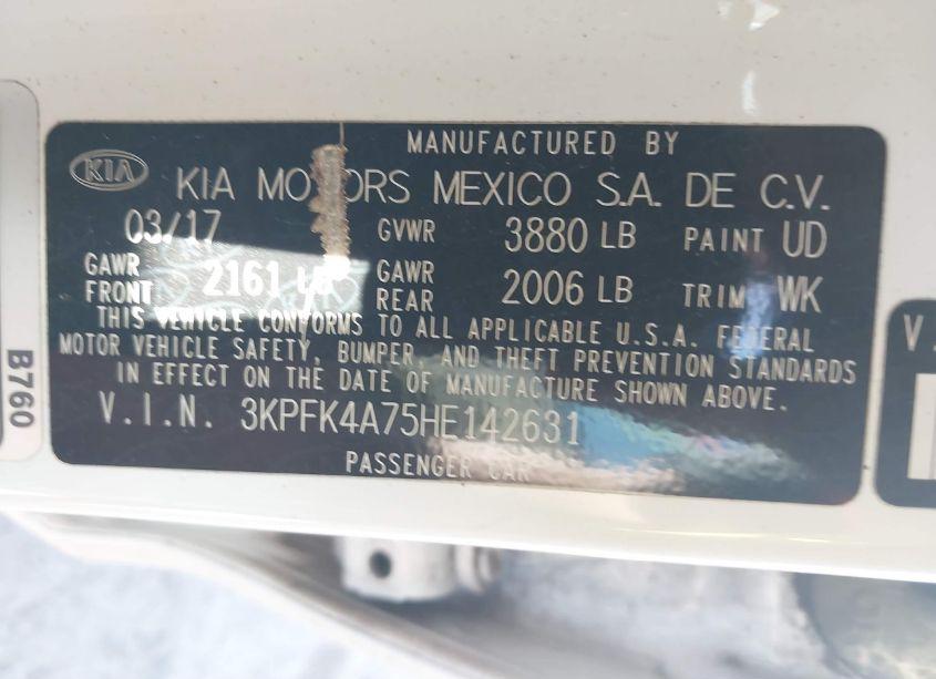 Photo 9 of 2017 Kia Forte LX (VIN 3KPFK4A75HE142631)