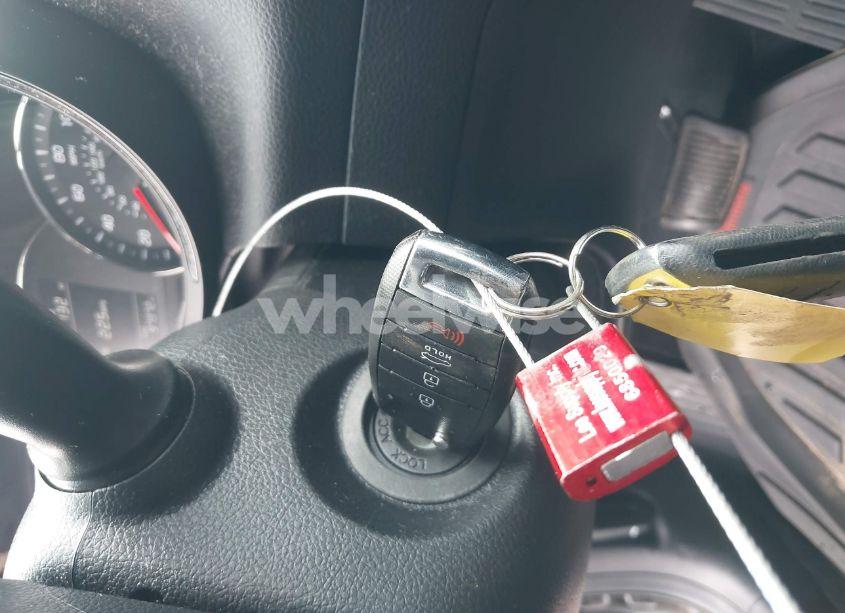 Photo 11 of 2018 Kia Forte LX (VIN 3KPFK4A75JE165560)