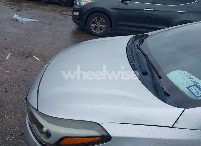 Photo 6 of 2018 Kia Forte LX (VIN 3KPFK4A75JE165560)