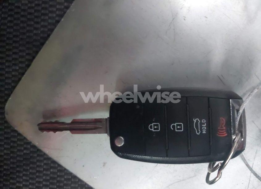 Photo 11 of 2018 Kia Forte LX (VIN 3KPFK4A75JE193200)