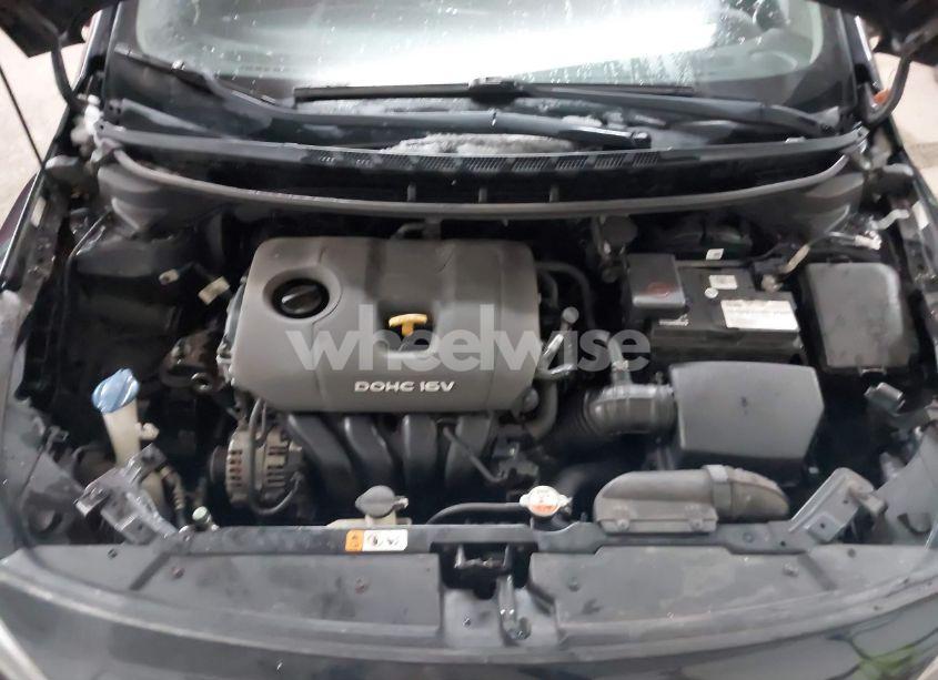 Photo 10 of 2018 Kia Forte LX (VIN 3KPFK4A75JE220718)